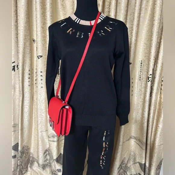 BURBERRY JOGGER SET NWT - Picture 7 of 7